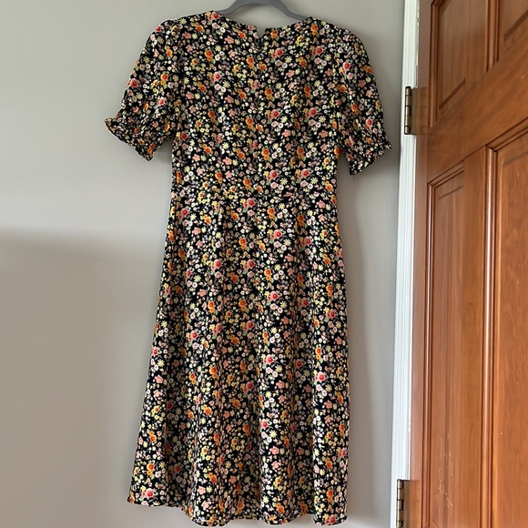 Floral midi v-neck dress - Picture 5 of 5